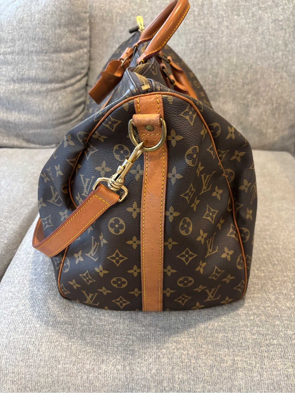Louis Vuitton Keepall Bandolier 55 Monogram - Picture 8 of 13